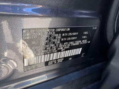 2024 Toyota RAV4 Prime XSE (Natl)