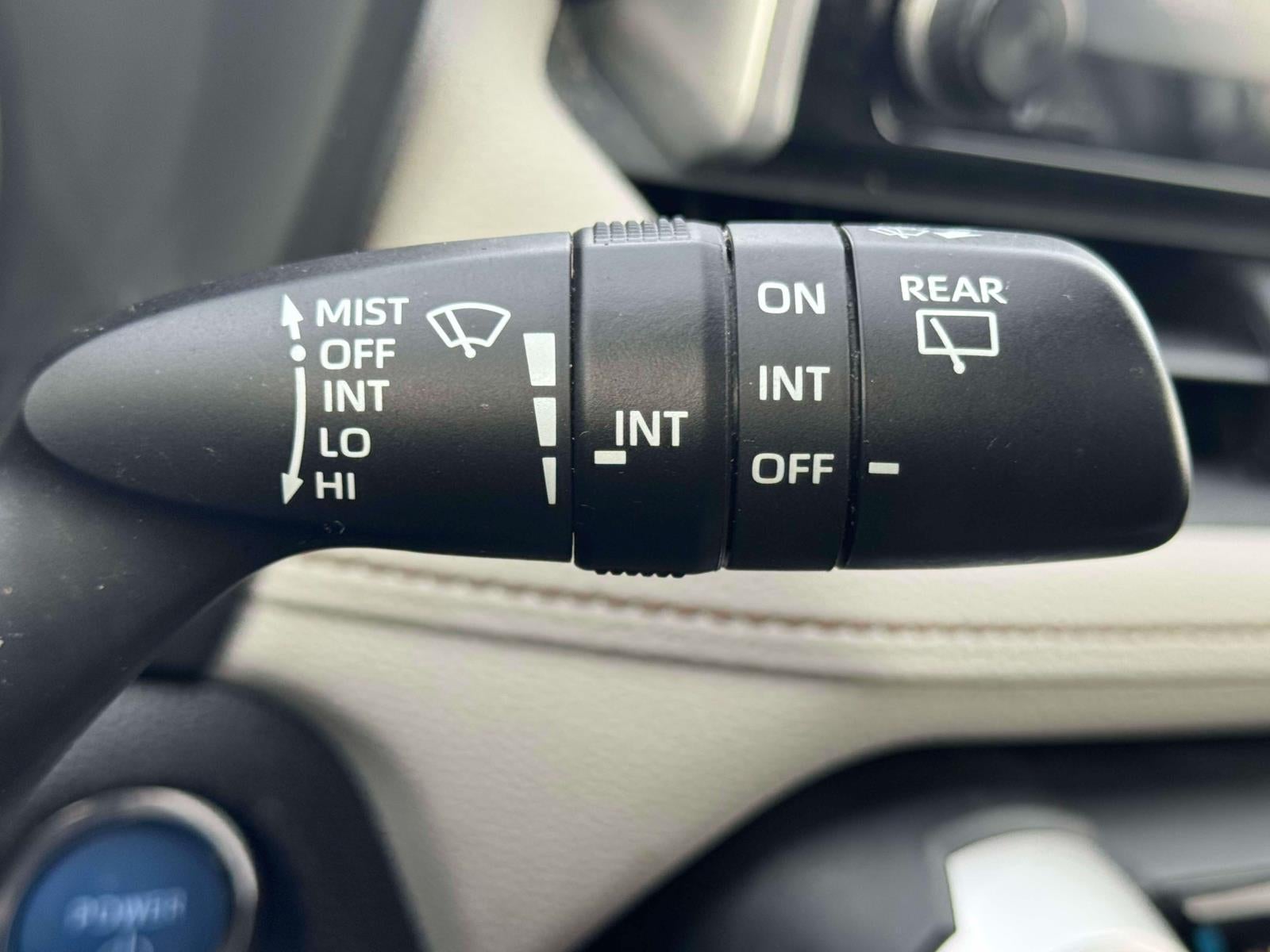 2019 Toyota RAV4 Hybrid XLE AWD (Natl)