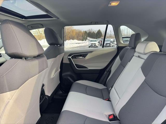 2019 Toyota RAV4 Hybrid XLE AWD (Natl)