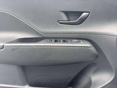 2025 Hyundai Kona SE FWD
