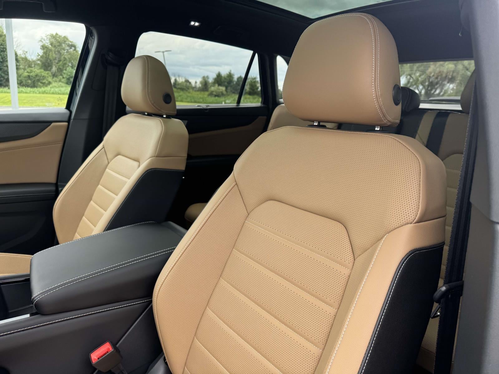 2026 Volkswagen Atlas Cross Sport 2.0T SEL R-Line Black