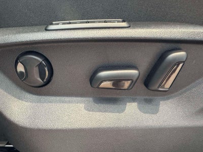 2025 Volkswagen Atlas Cross Sport 2.0T SEL Premium R-Line