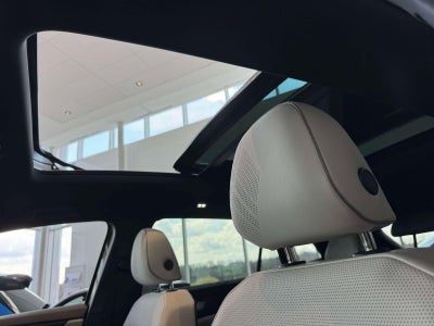 2025 Volkswagen Atlas Cross Sport 2.0T SEL Premium R-Line