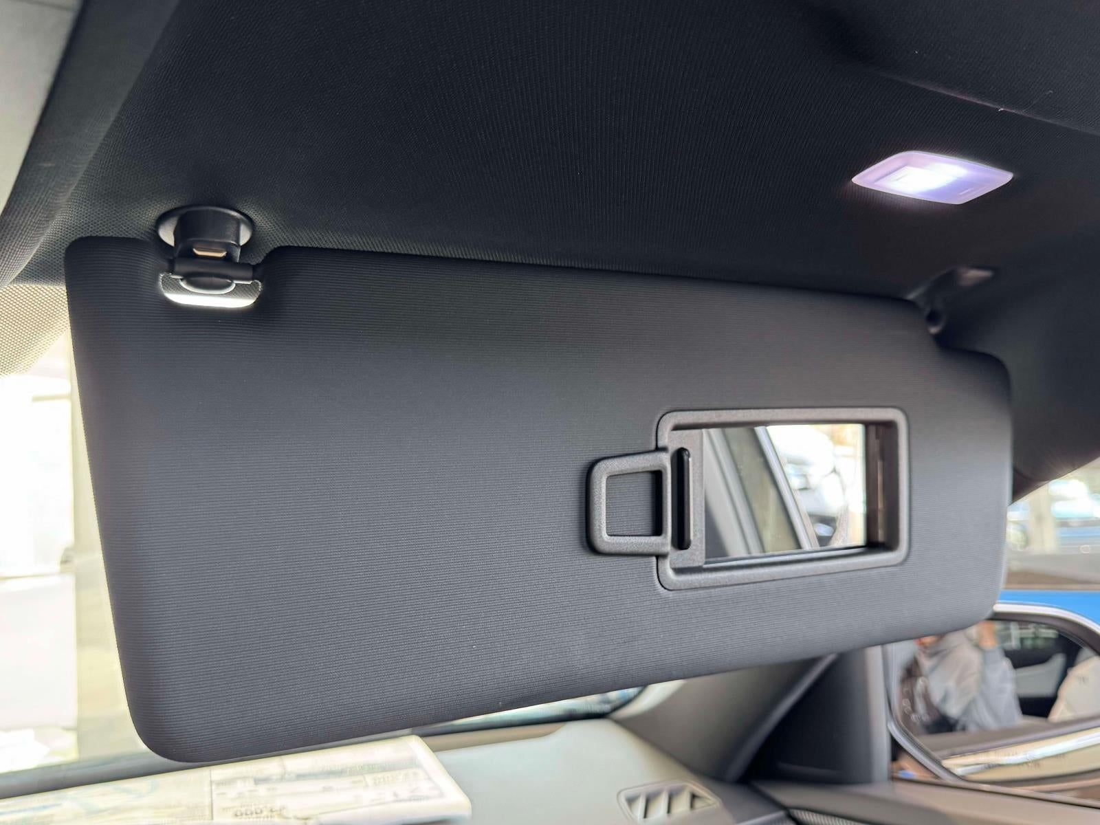 2025 Volkswagen Atlas Cross Sport 2.0T SEL Premium R-Line