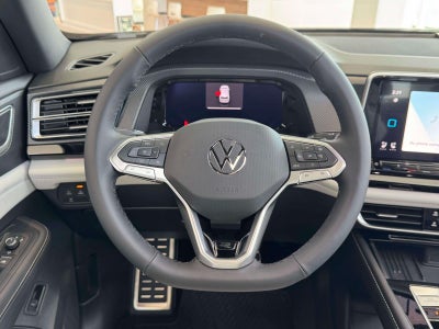 2025 Volkswagen Atlas Cross Sport 2.0T SEL Premium R-Line