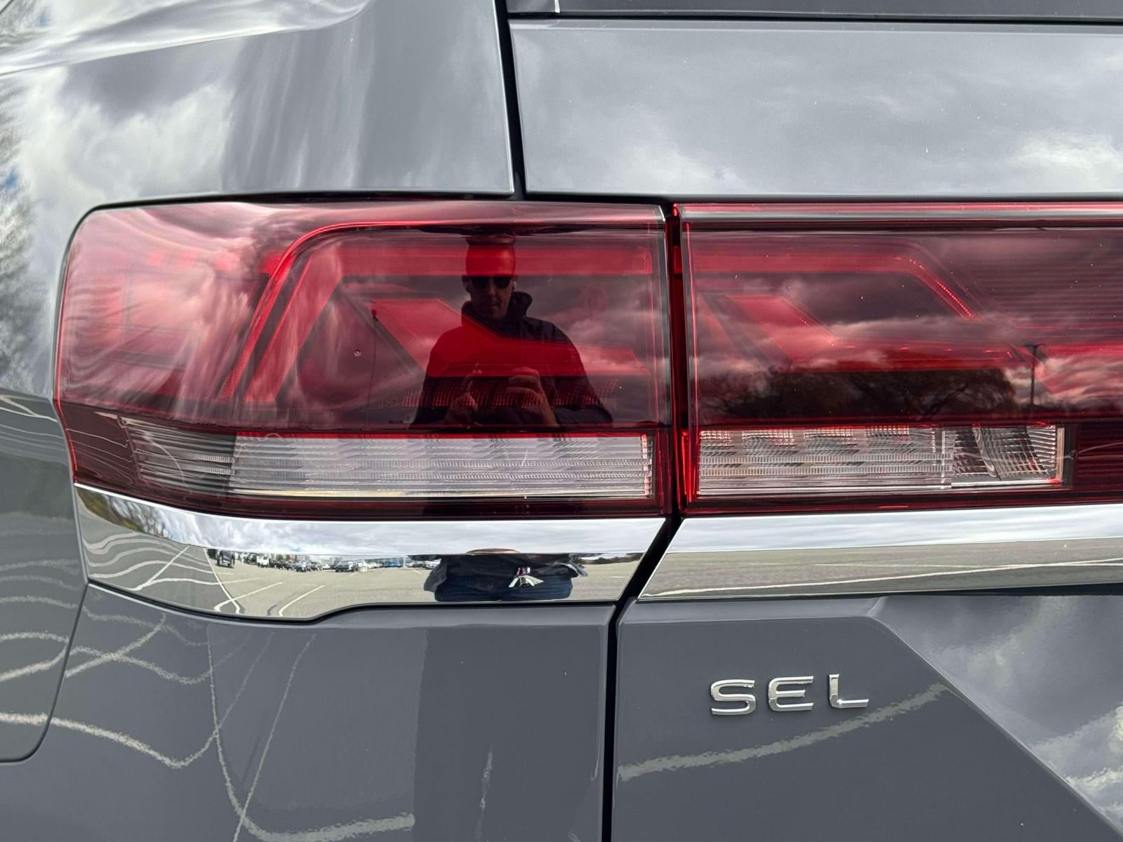 2026 Volkswagen Atlas 2.0T SEL Premium R-Line