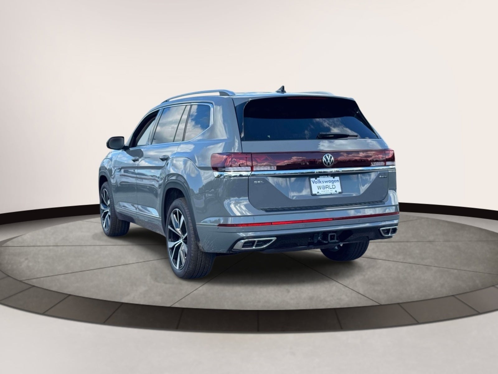 2026 Volkswagen Atlas 2.0T SEL Premium R-Line