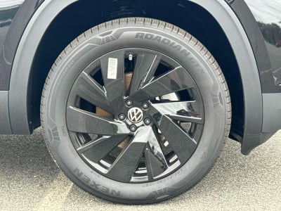 2025 Volkswagen Atlas 2.0T SE