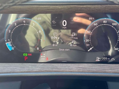 2027 Volkswagen Atlas 2.0T SE w/ Technology