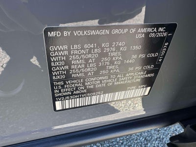 2027 Volkswagen Atlas 2.0T SE w/ Technology
