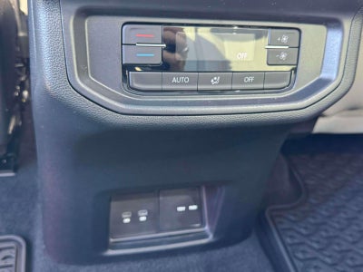 2027 Volkswagen Atlas 2.0T SE w/ Technology