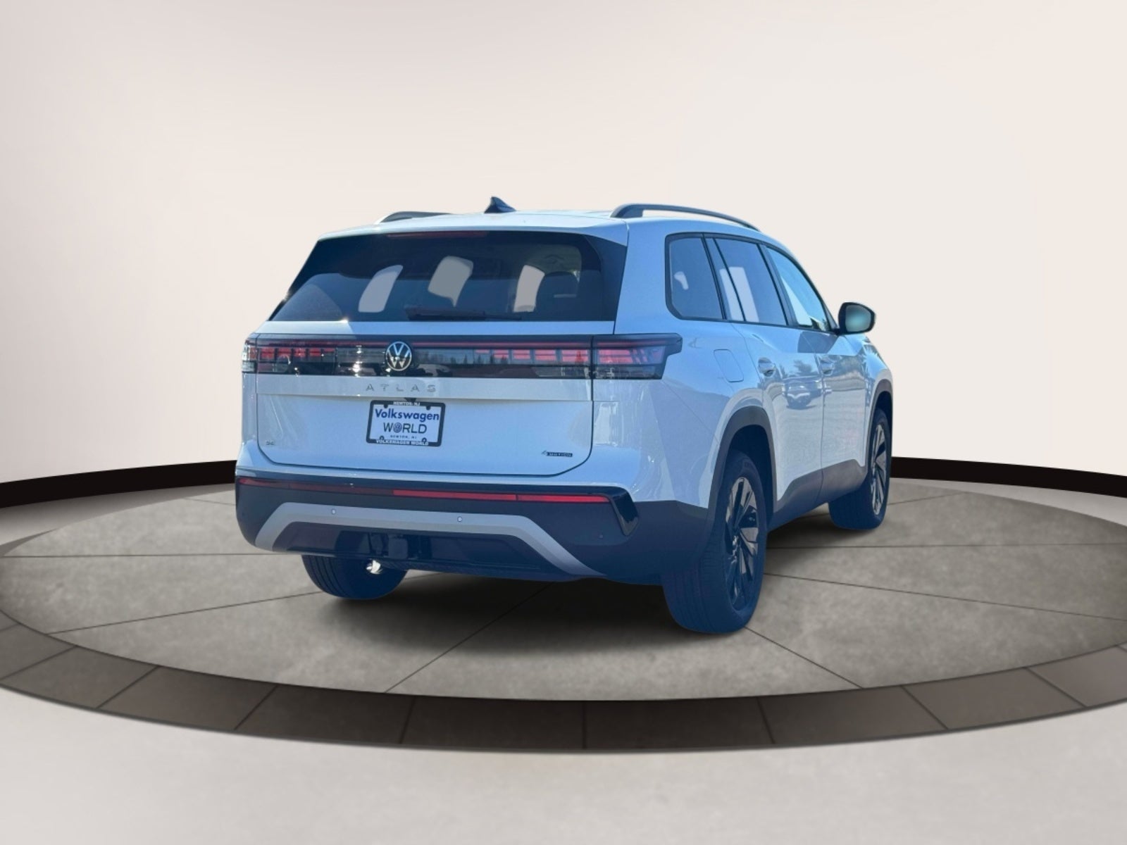 2027 Volkswagen Atlas 2.0T SE w/ Technology