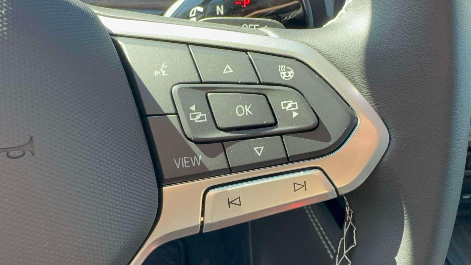 2027 Volkswagen Atlas 2.0T SE