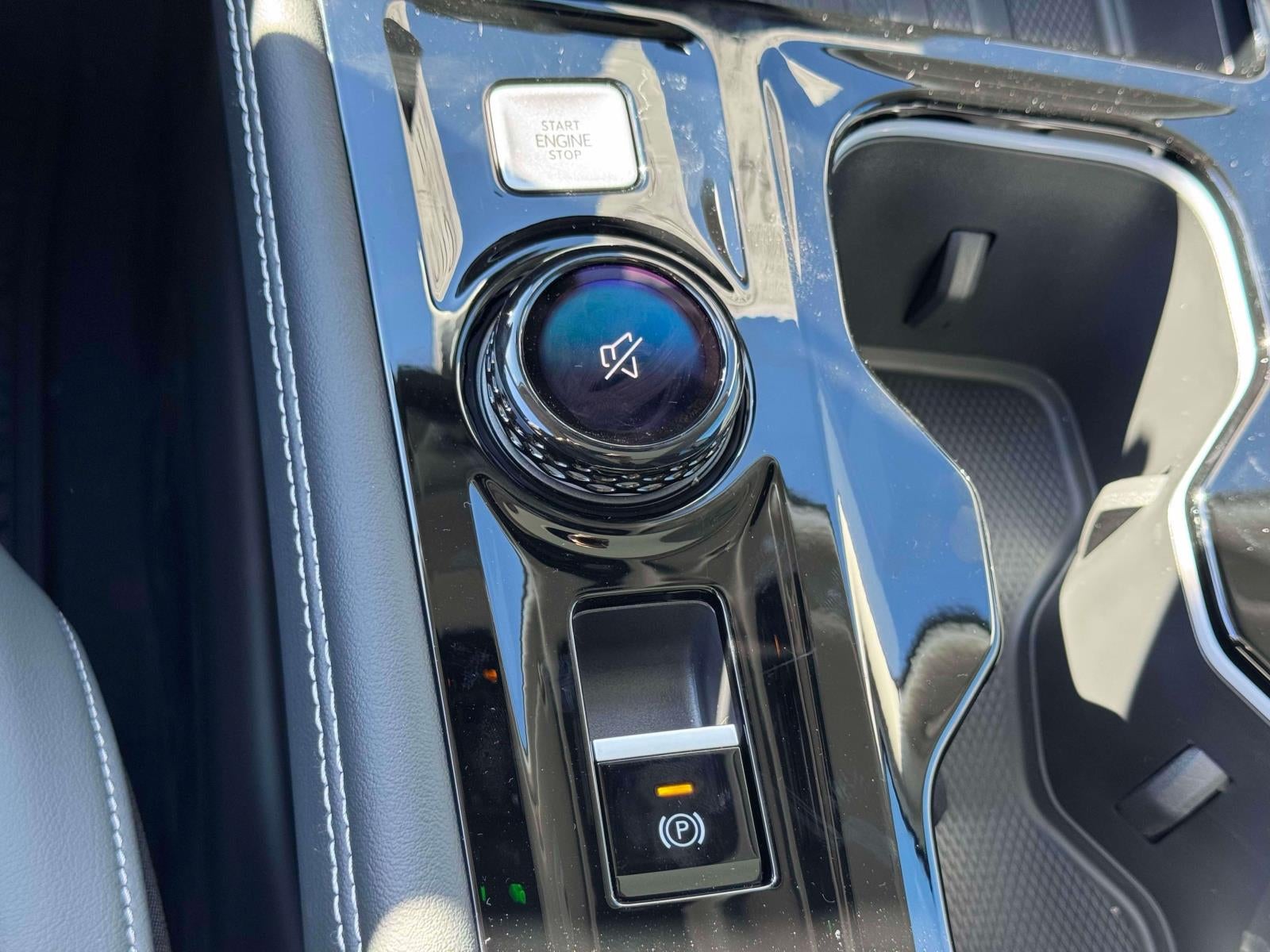 2027 Volkswagen Atlas 2.0T SE