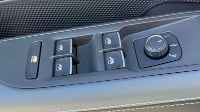 2027 Volkswagen Atlas SE w/Technology