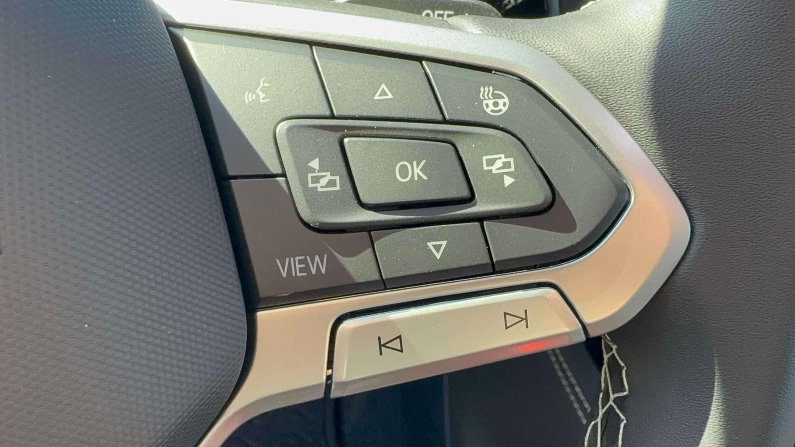 2027 Volkswagen Atlas SE w/Technology