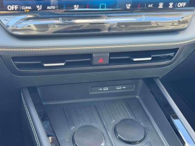 2027 Volkswagen Atlas SE w/Technology