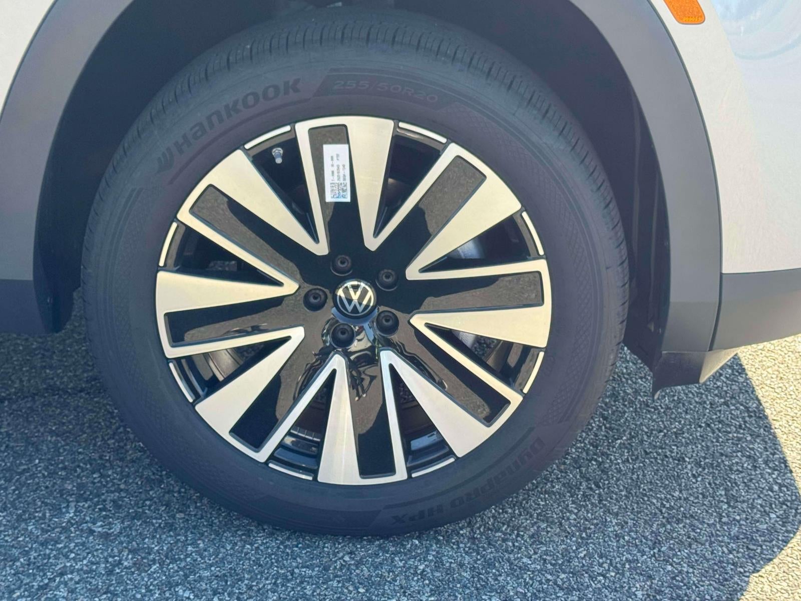 2027 Volkswagen Atlas SE w/Technology