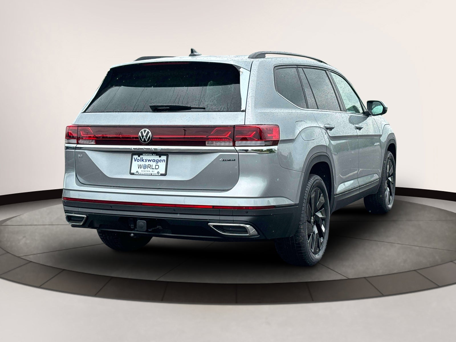 2025 Volkswagen Atlas 2.0T SE