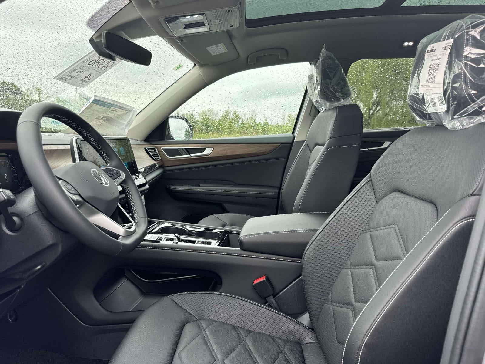 2025 Volkswagen Atlas 2.0T SE