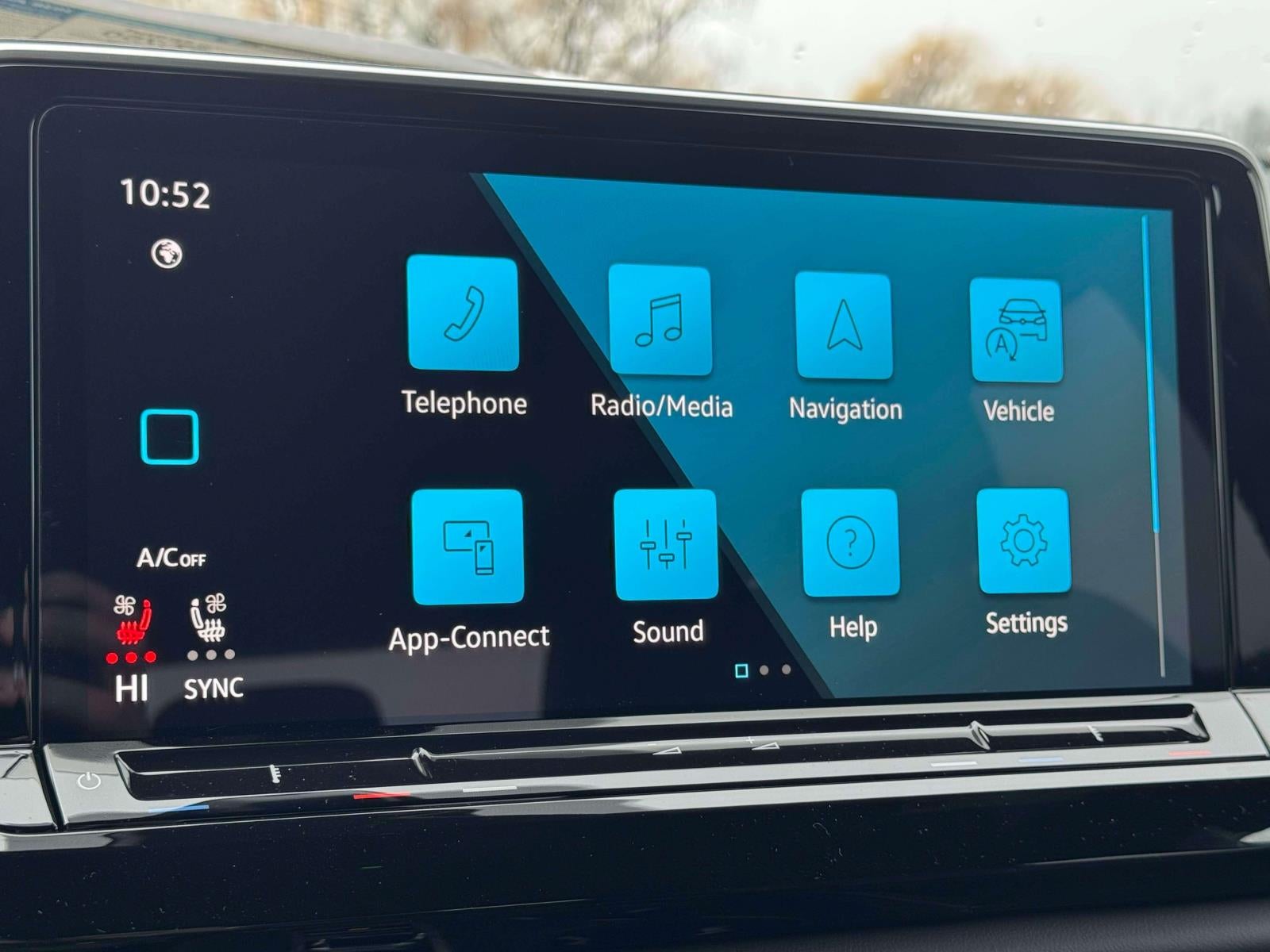 2026 Volkswagen Atlas Cross Sport 2.0T SE