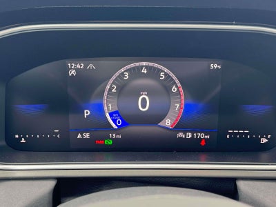 2025 Volkswagen Taos 1.5T SE Black