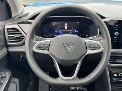 2025 Volkswagen Taos 1.5T SE Black