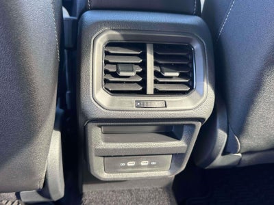 2027 Volkswagen Taos 1.5T SE