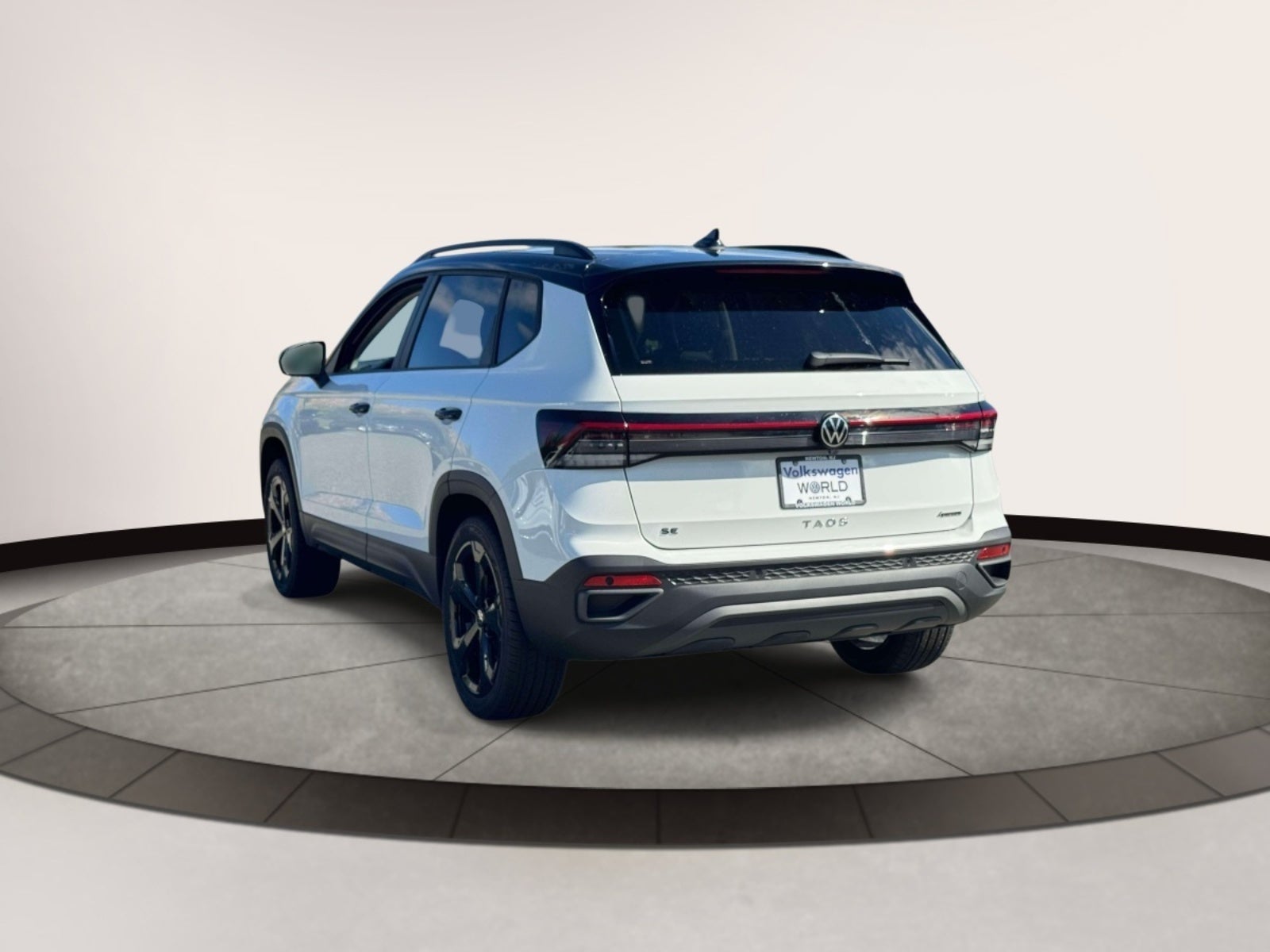 2027 Volkswagen Taos 1.5T SE