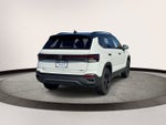 2027 Volkswagen Taos 1.5T SE