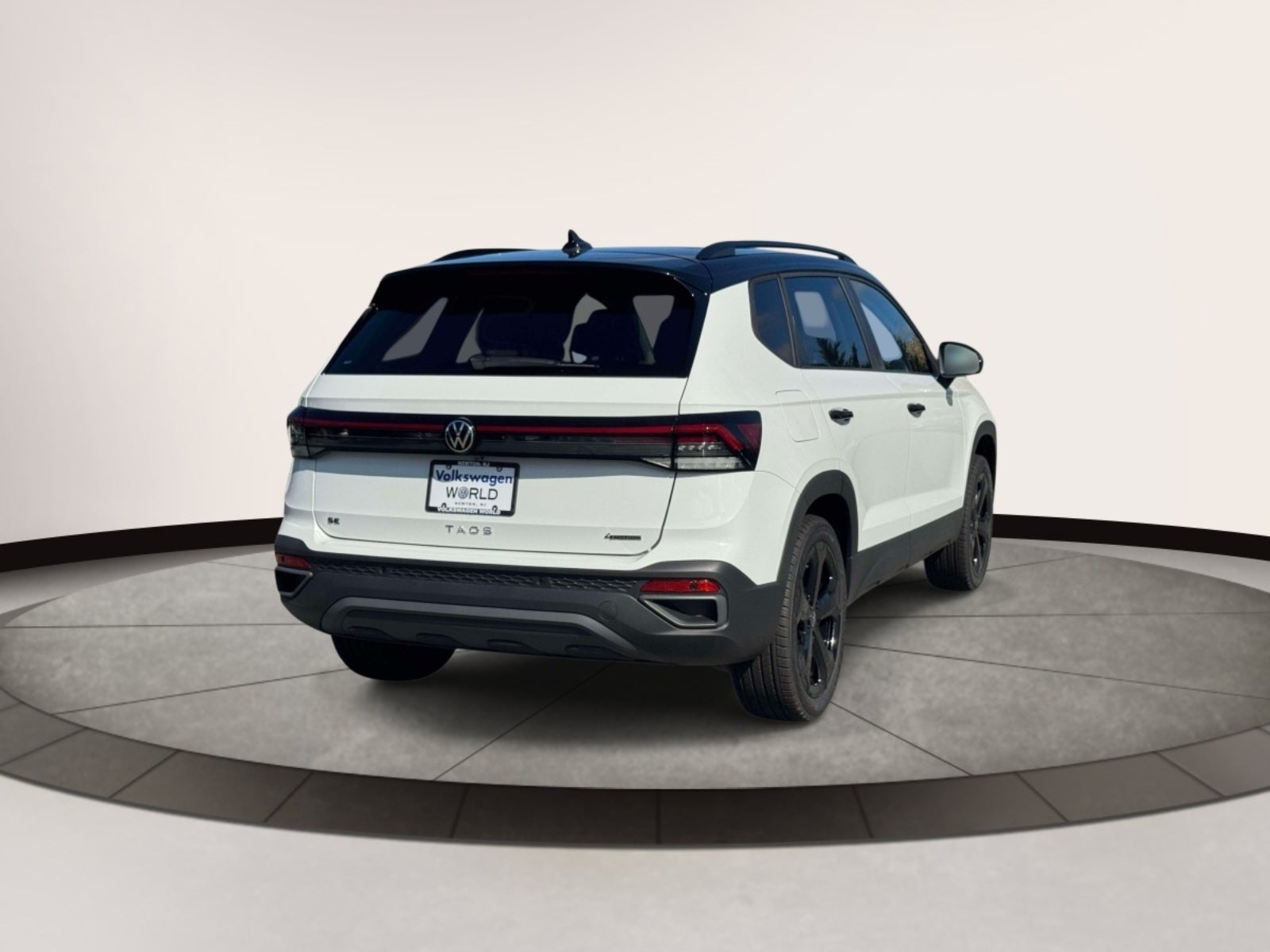 2027 Volkswagen Taos 1.5T SE