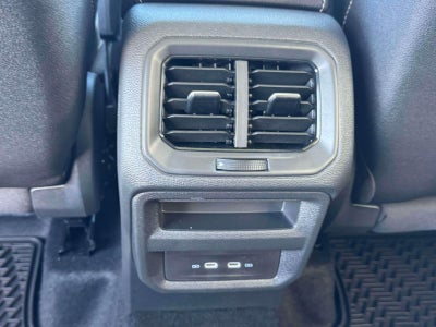 2027 Volkswagen Taos 1.5T SE