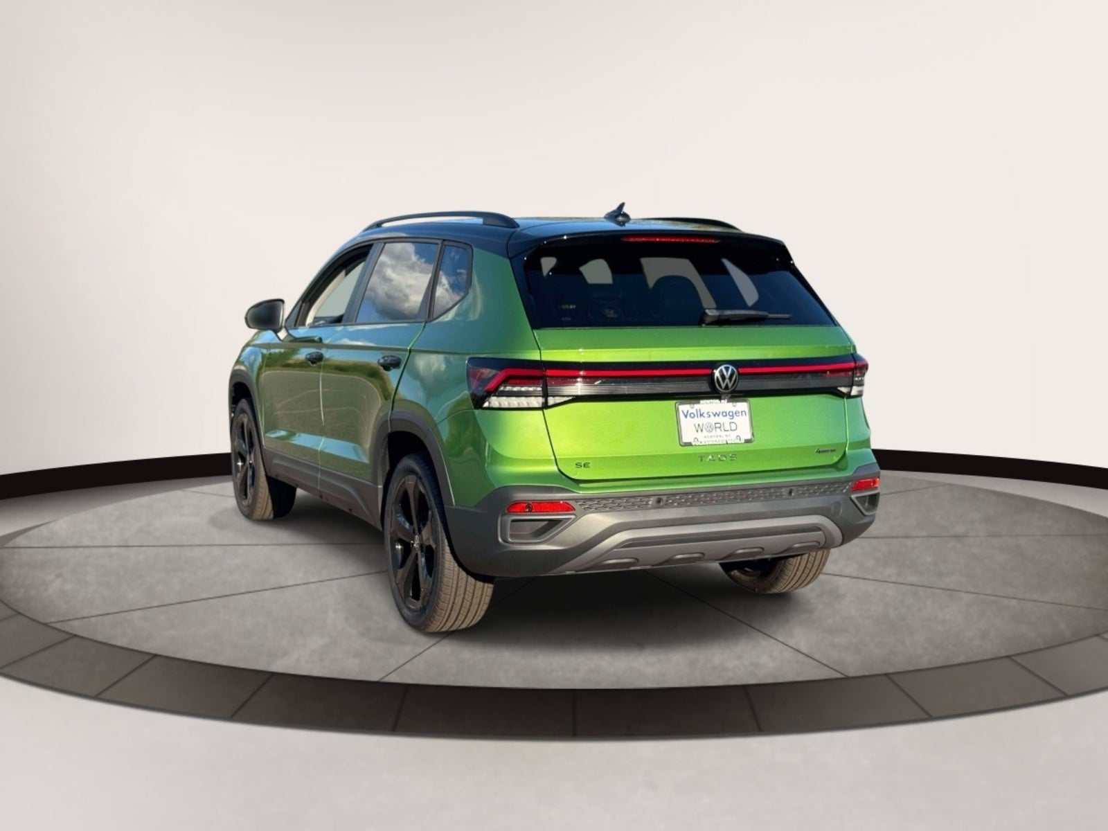 2027 Volkswagen Taos 1.5T SE