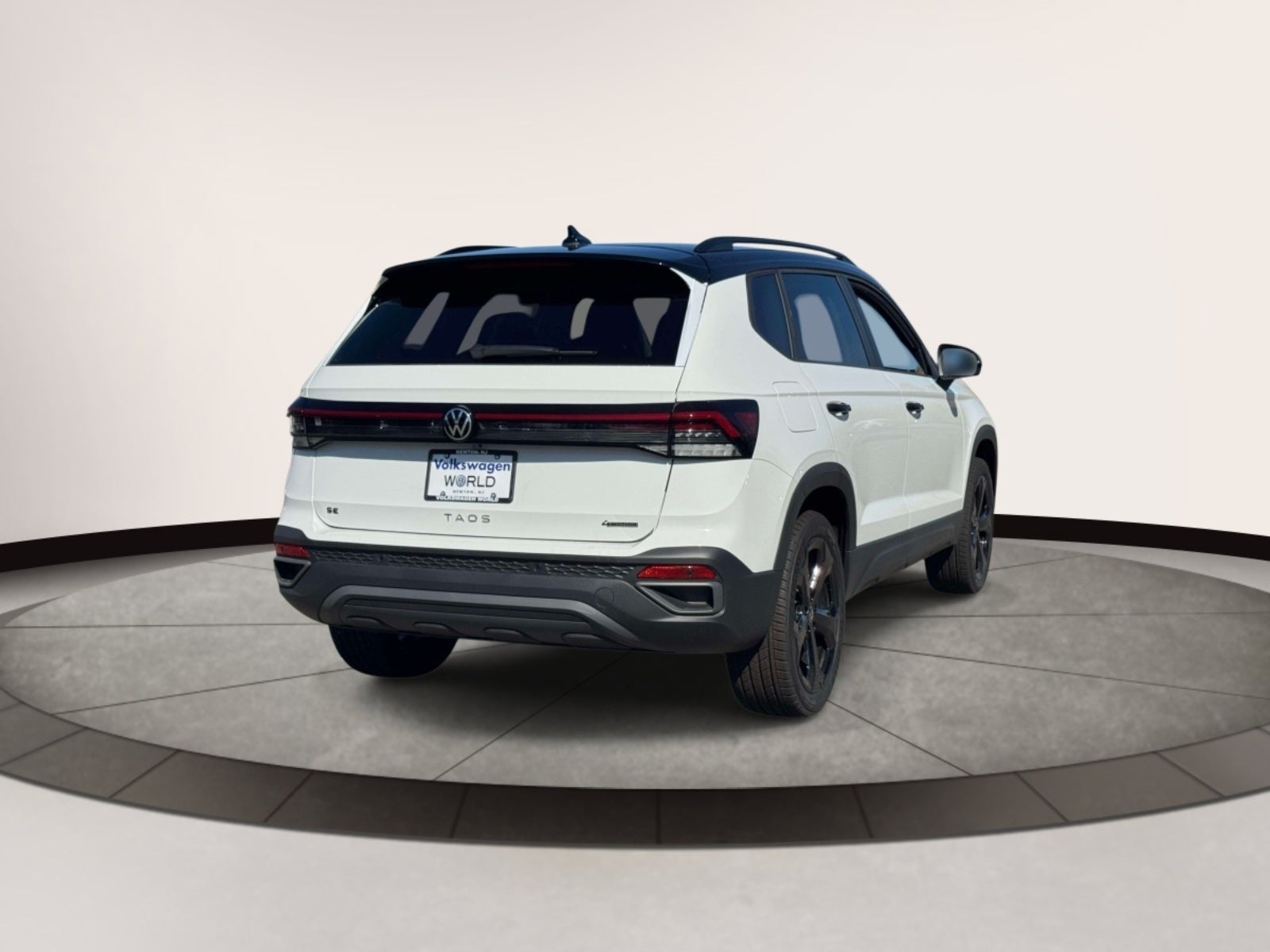 2027 Volkswagen Taos 1.5T SE