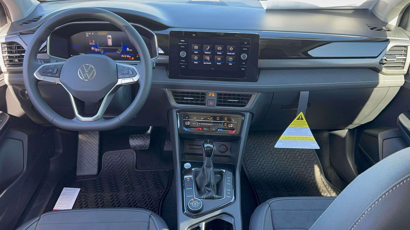 2027 Volkswagen Taos 1.5T SE