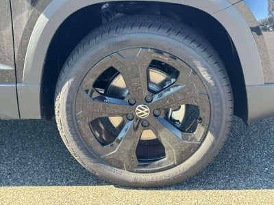 2027 Volkswagen Taos 1.5T SE