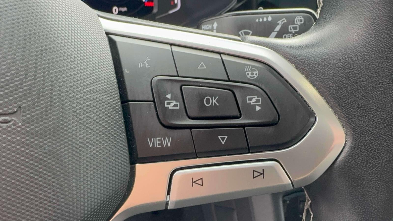 2023 Volkswagen Taos 1.5T SEL