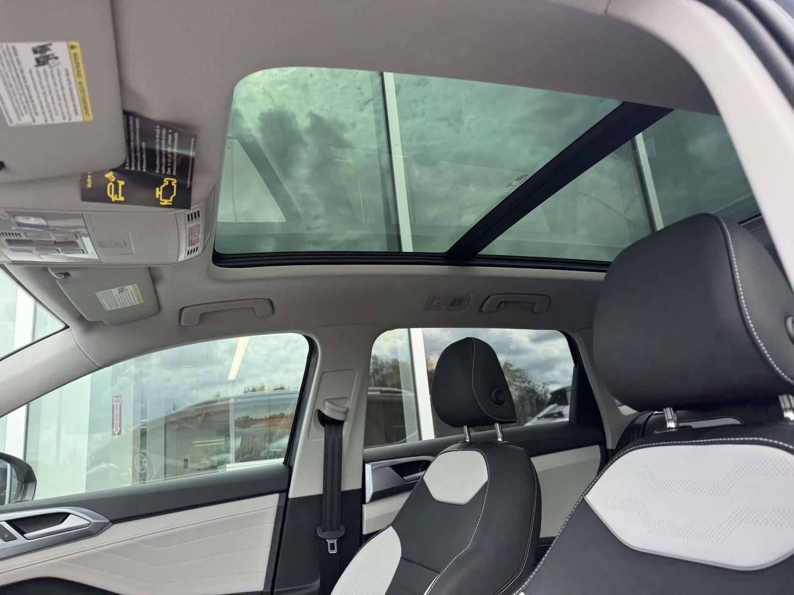 2025 Volkswagen Taos 1.5T SEL