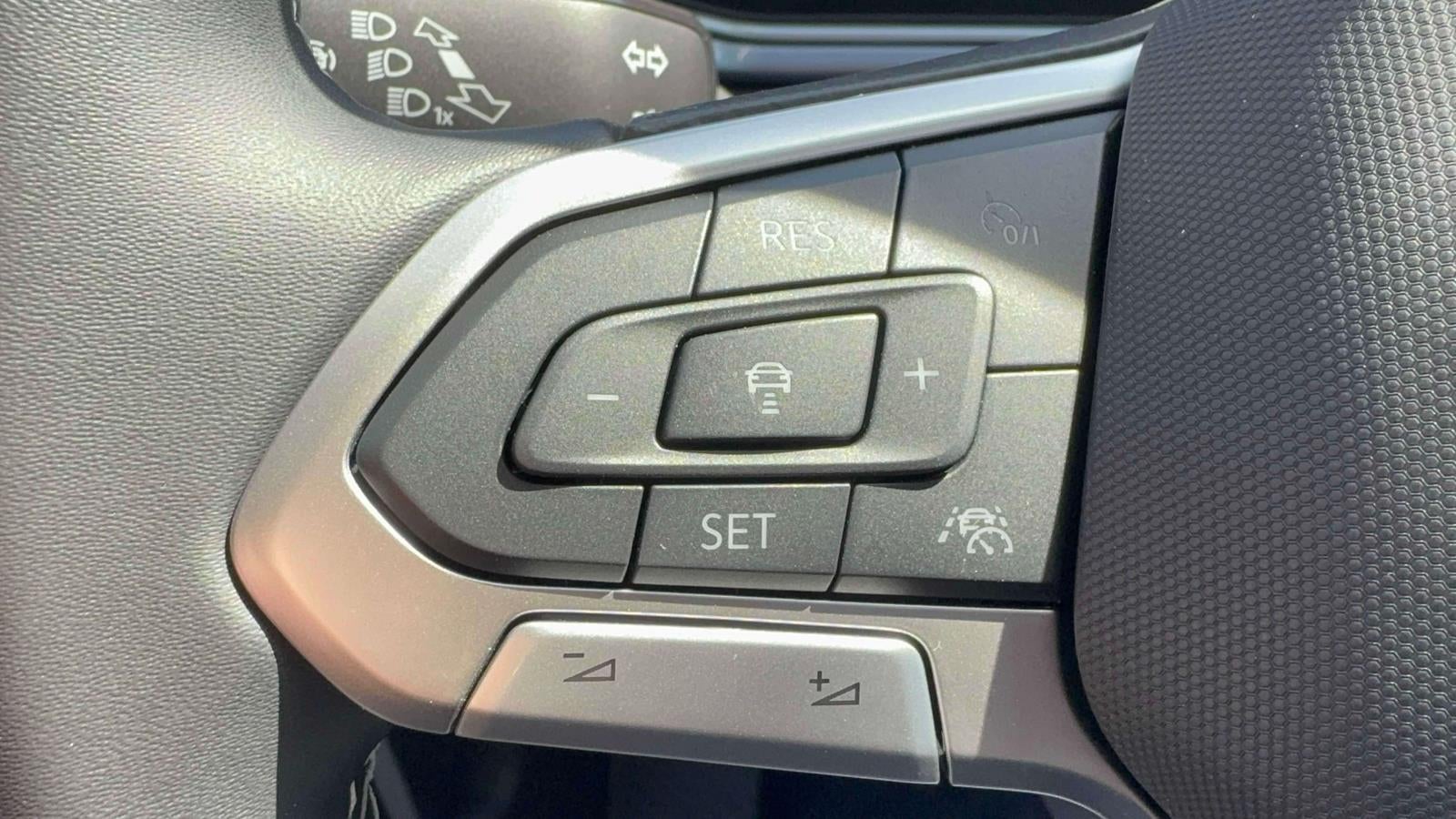 2026 Volkswagen Taos SEL 4MOTION