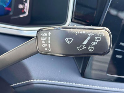 2026 Volkswagen Taos SEL 4MOTION