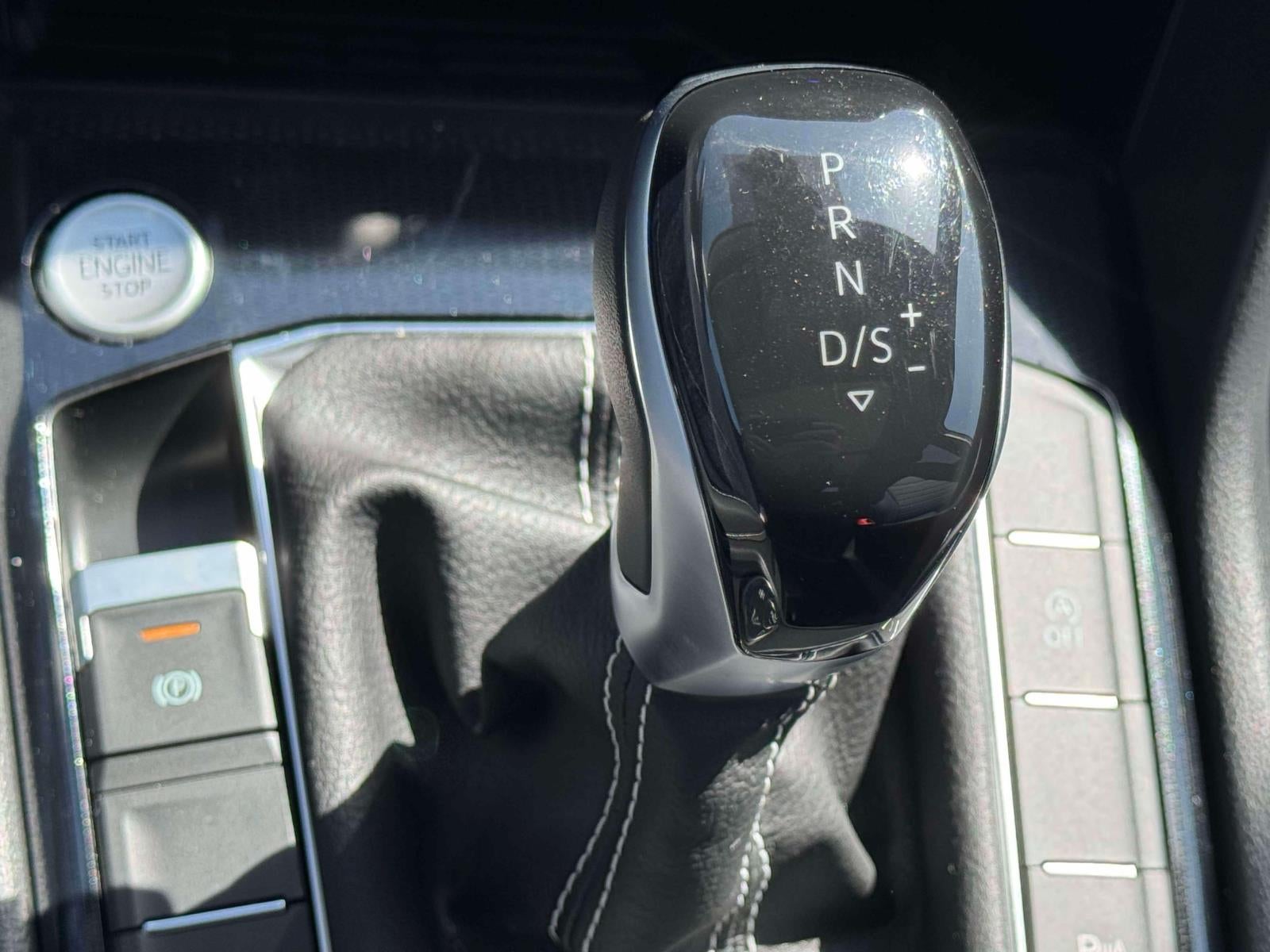 2026 Volkswagen Taos SEL 4MOTION