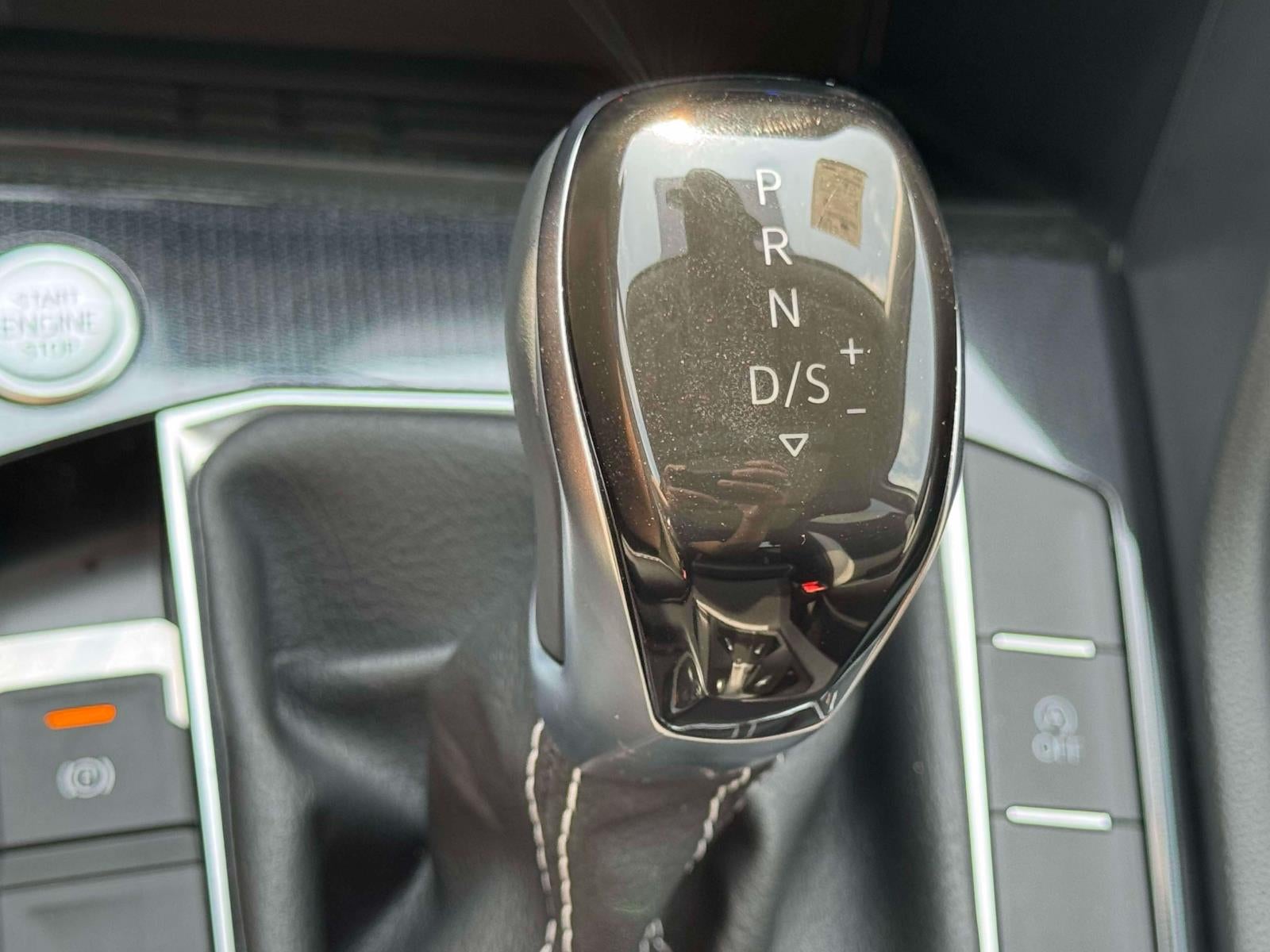 2026 Volkswagen Taos 1.5T SEL