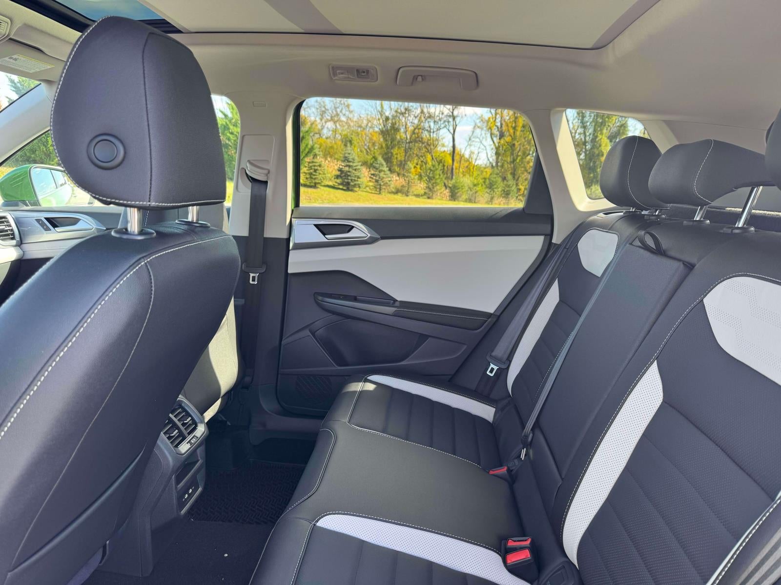 2027 Volkswagen Taos 1.5T SEL
