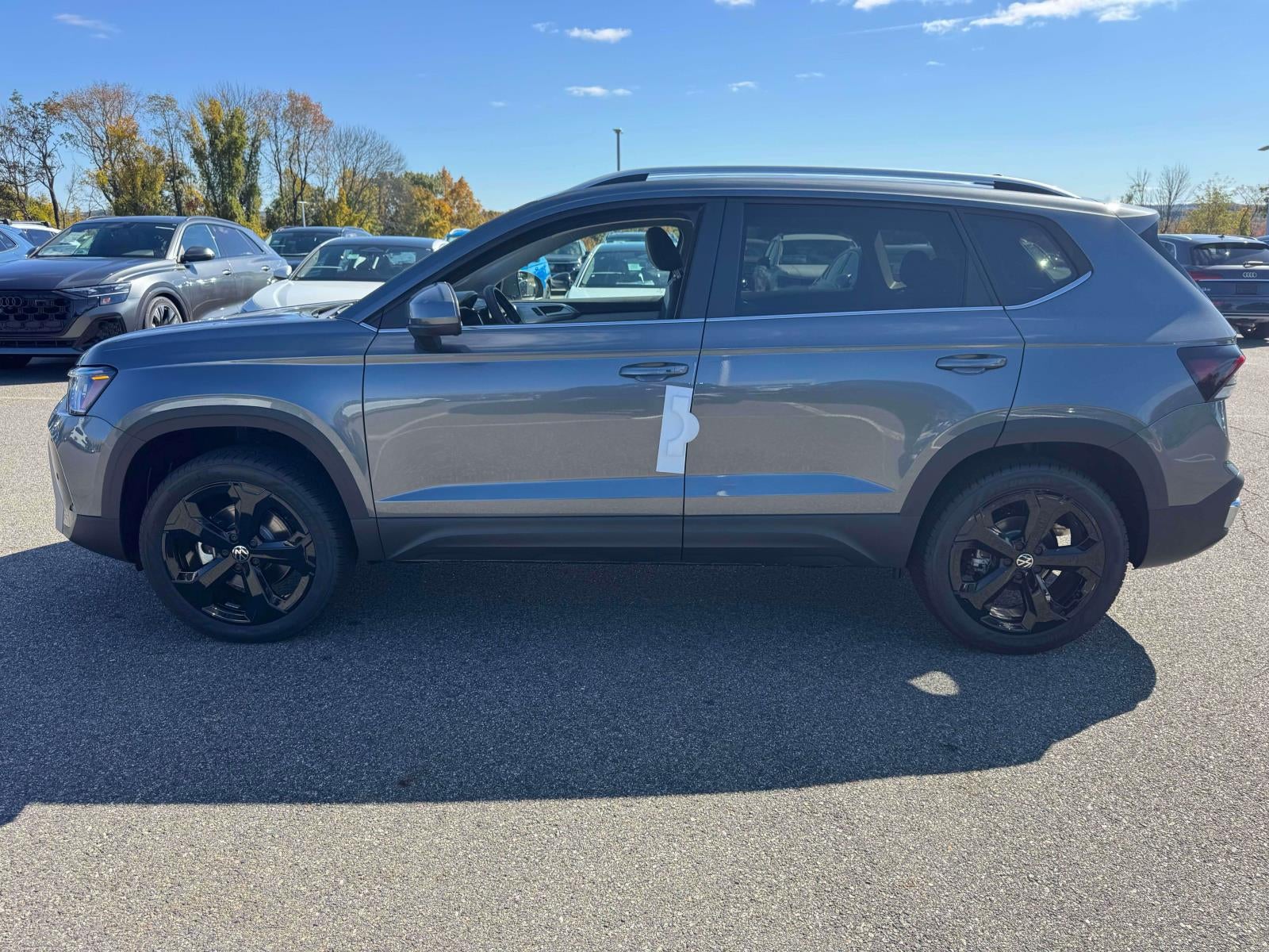 2027 Volkswagen Taos 1.5T SEL