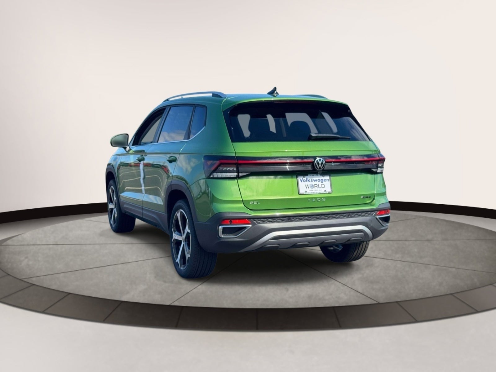 2027 Volkswagen Taos 1.5T SEL