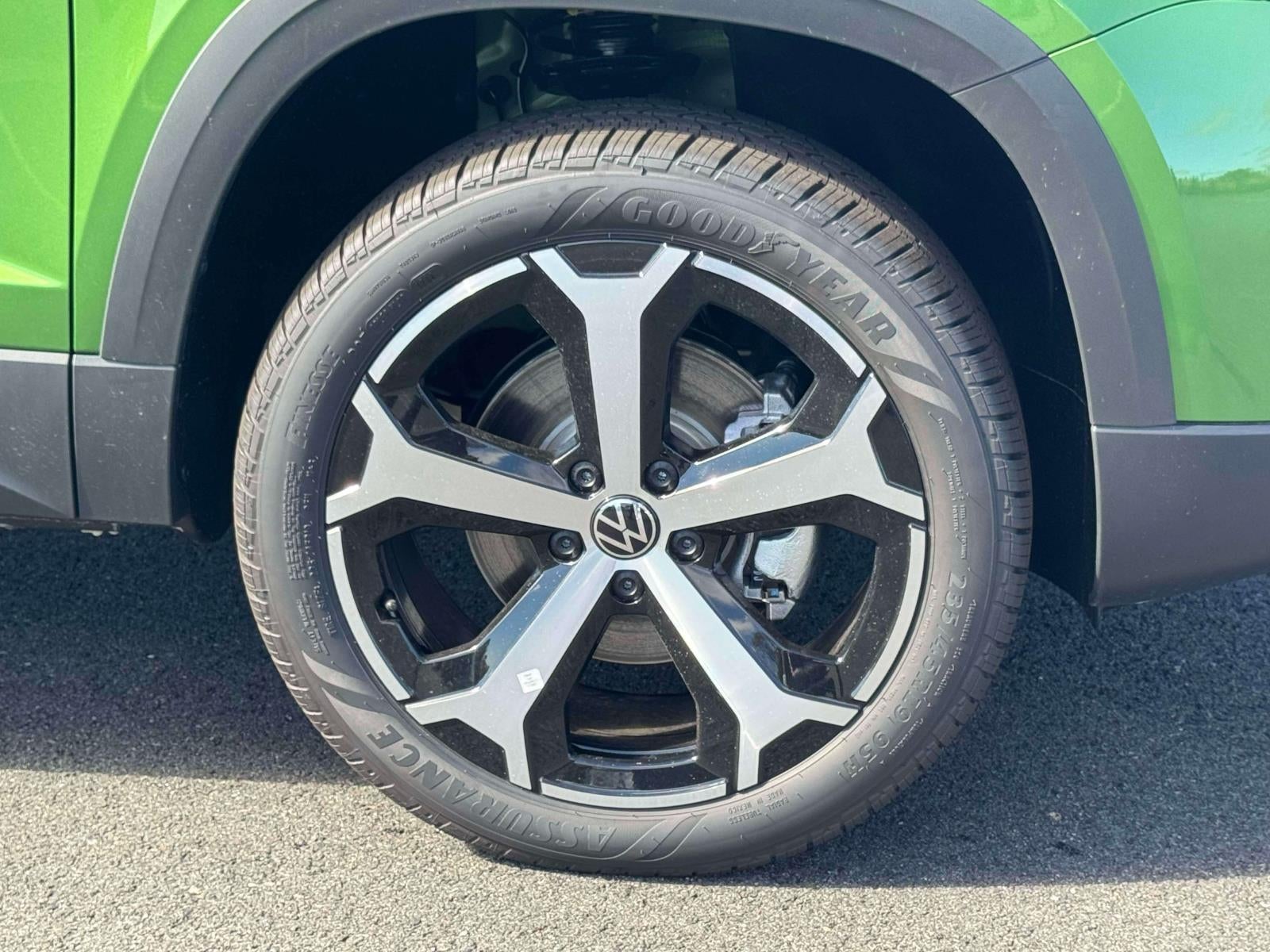 2027 Volkswagen Taos 1.5T SEL