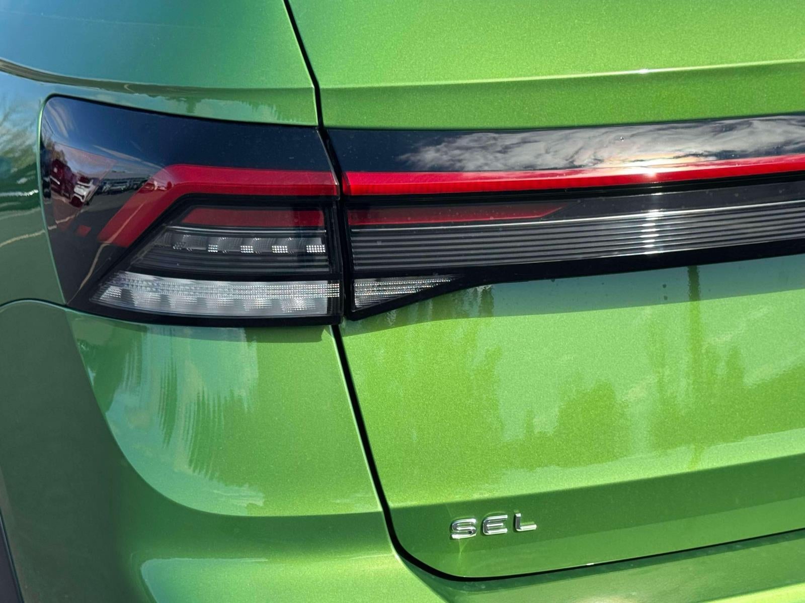 2027 Volkswagen Taos 1.5T SEL