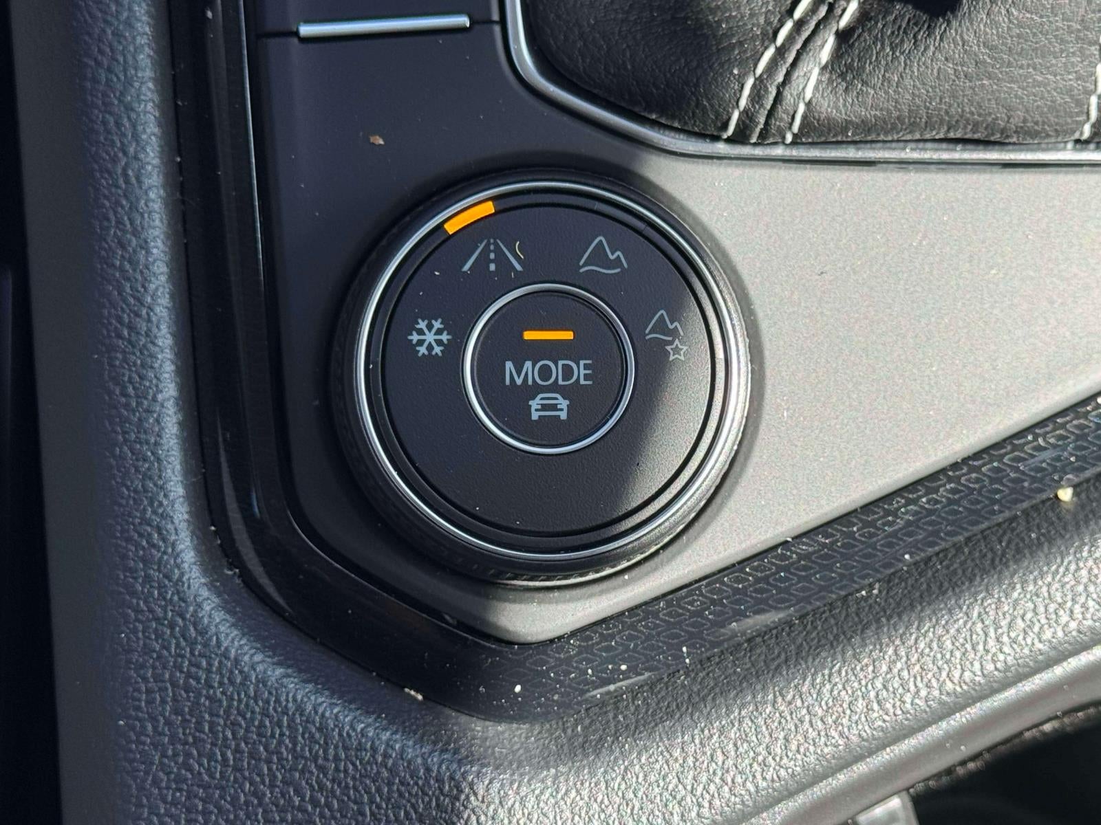 2026 Volkswagen Taos S 4MOTION