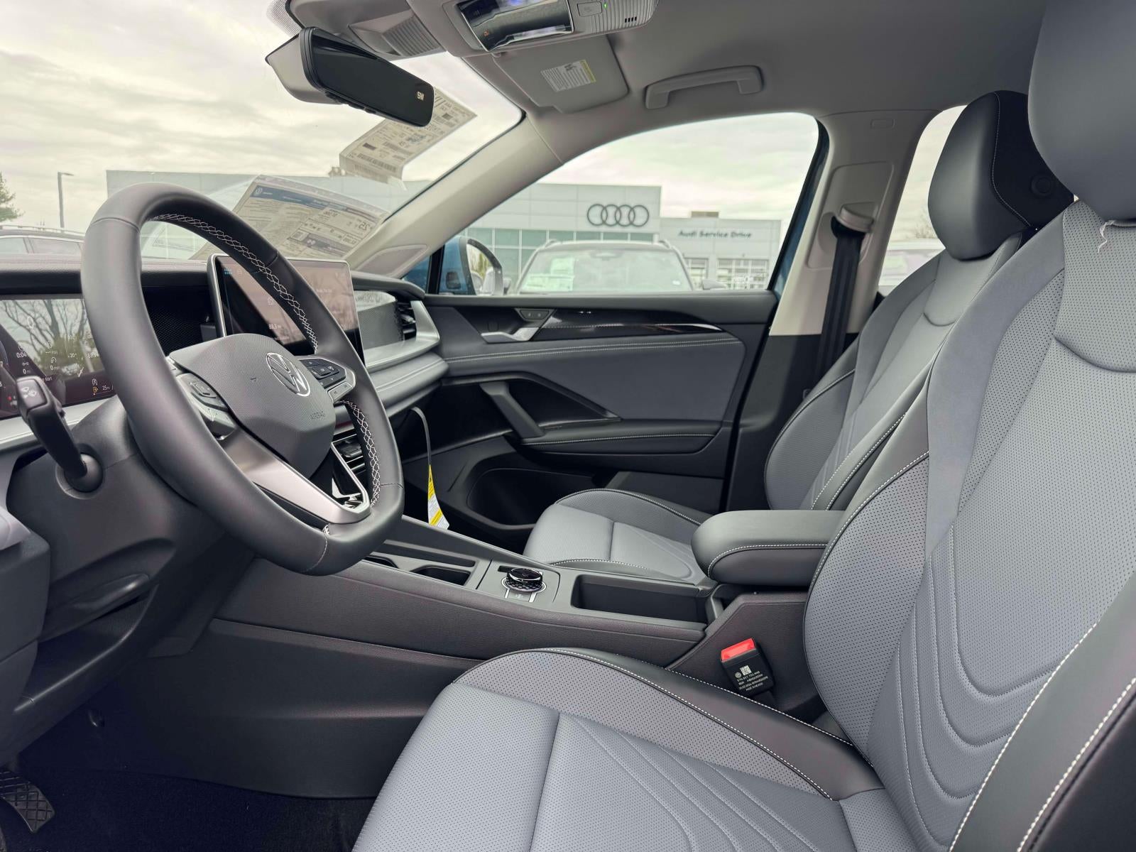 2026 Volkswagen Tiguan 2.0T SE