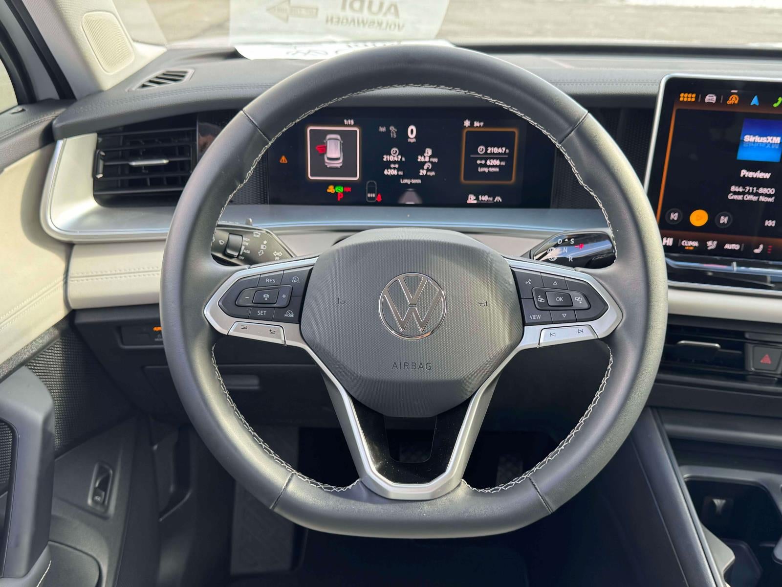 2025 Volkswagen Tiguan 2.0T SE